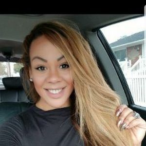 Meet your Posher, Nina